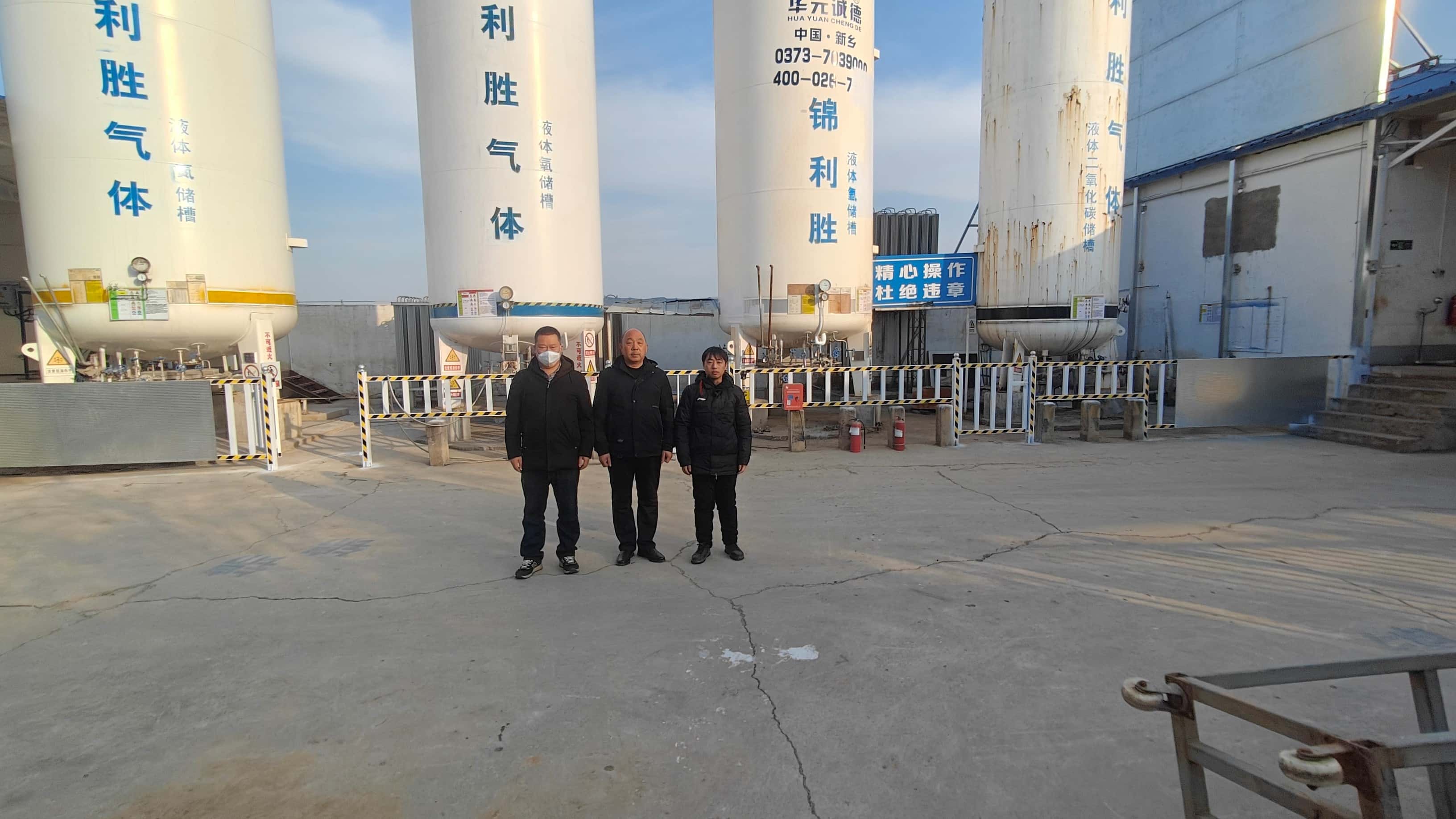 006112現(xiàn)場(chǎng)人員照片